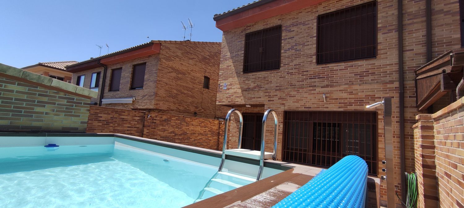 Chalet pareado en calle de Aries, 23 - Foto 4