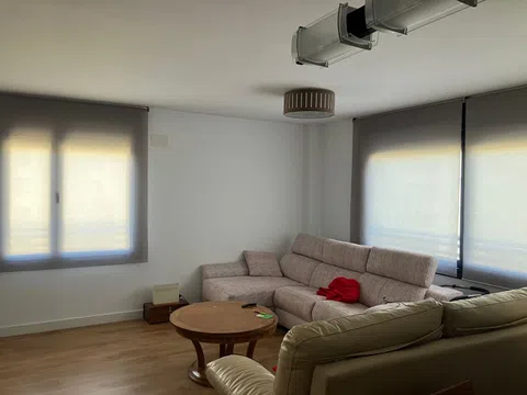 Piso en calle Cirilo Martínez Novillo, 19