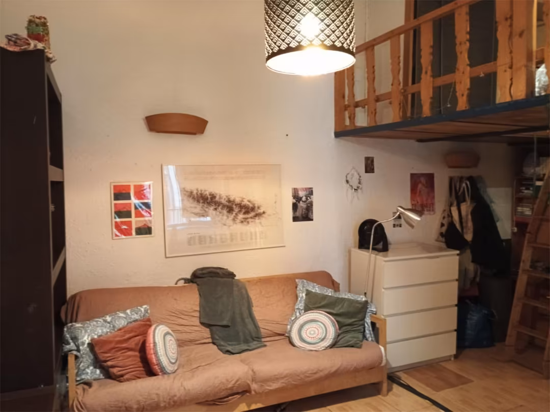Estudio en  Calle de la Primavera 4