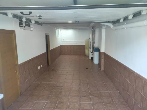 Chalet adosado en Baza - Foto 3