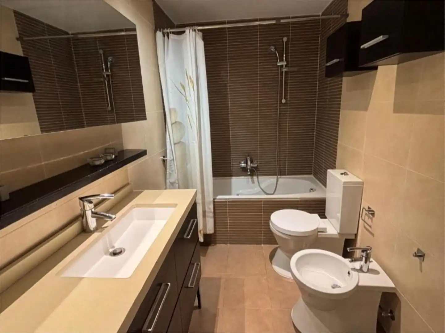 Piso en  Carrer de la Guàrdia Civil 22 - Foto 13