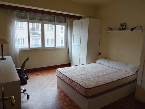Piso en Calle Sánchez Calviño, 62 - Foto 4