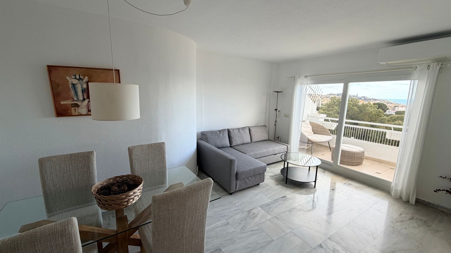 Piso en calle Guzmán el Bueno, 9 - Foto 3