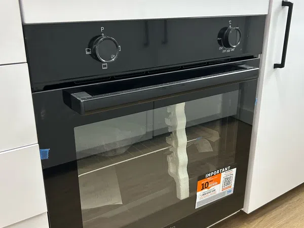 Piso en Reyes Católicos - Foto 6