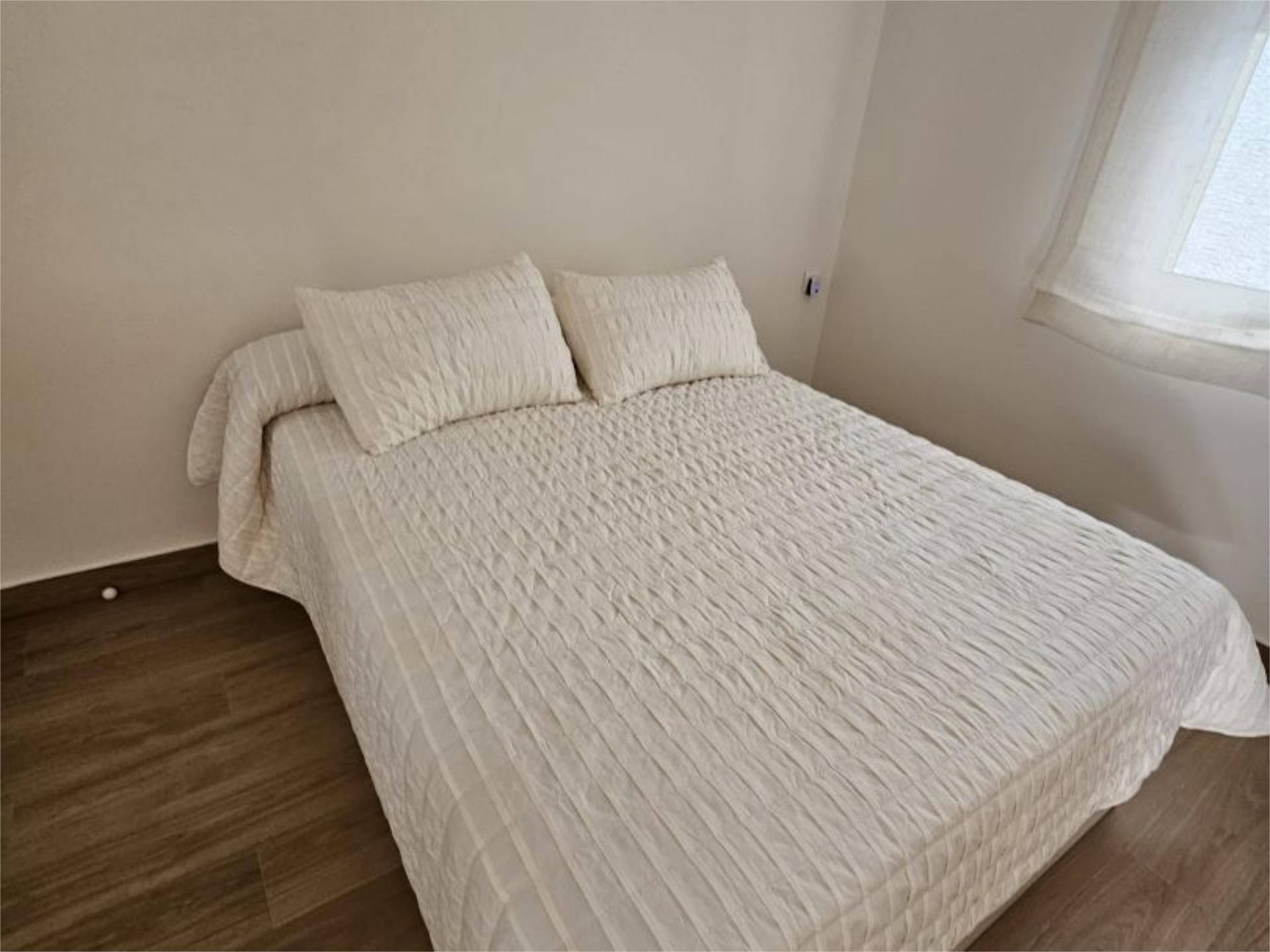 Piso en  Calle Almadén de la Plata 27 - Foto 12