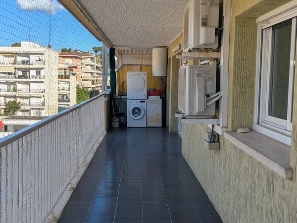 Piso en calle de Lluís Companys, 82 - Foto 3