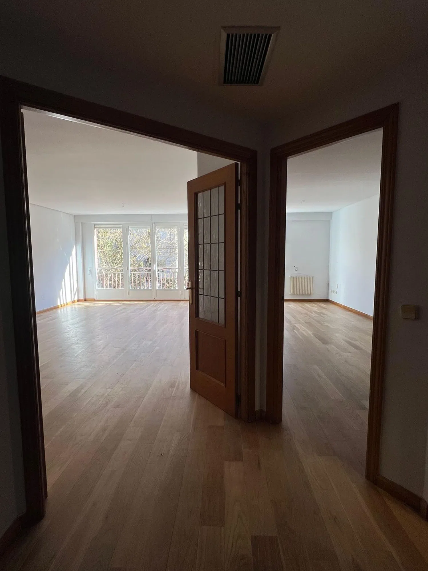 Piso en Barrio Castellana - Foto 3