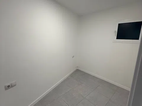 Piso en calle del Pirineu, 88 - Foto 5