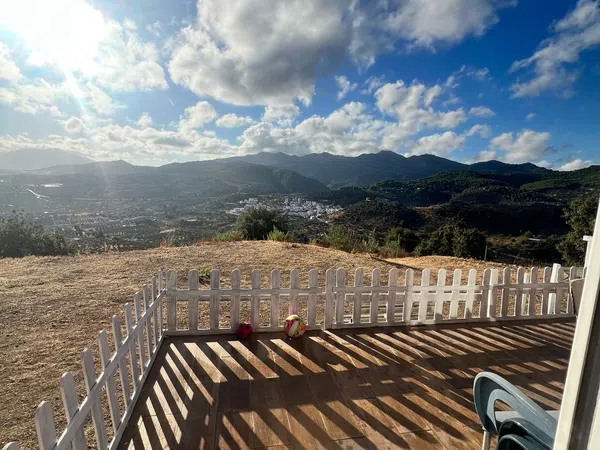 Casa rural en Camino de Alozaina s/n - Foto 1