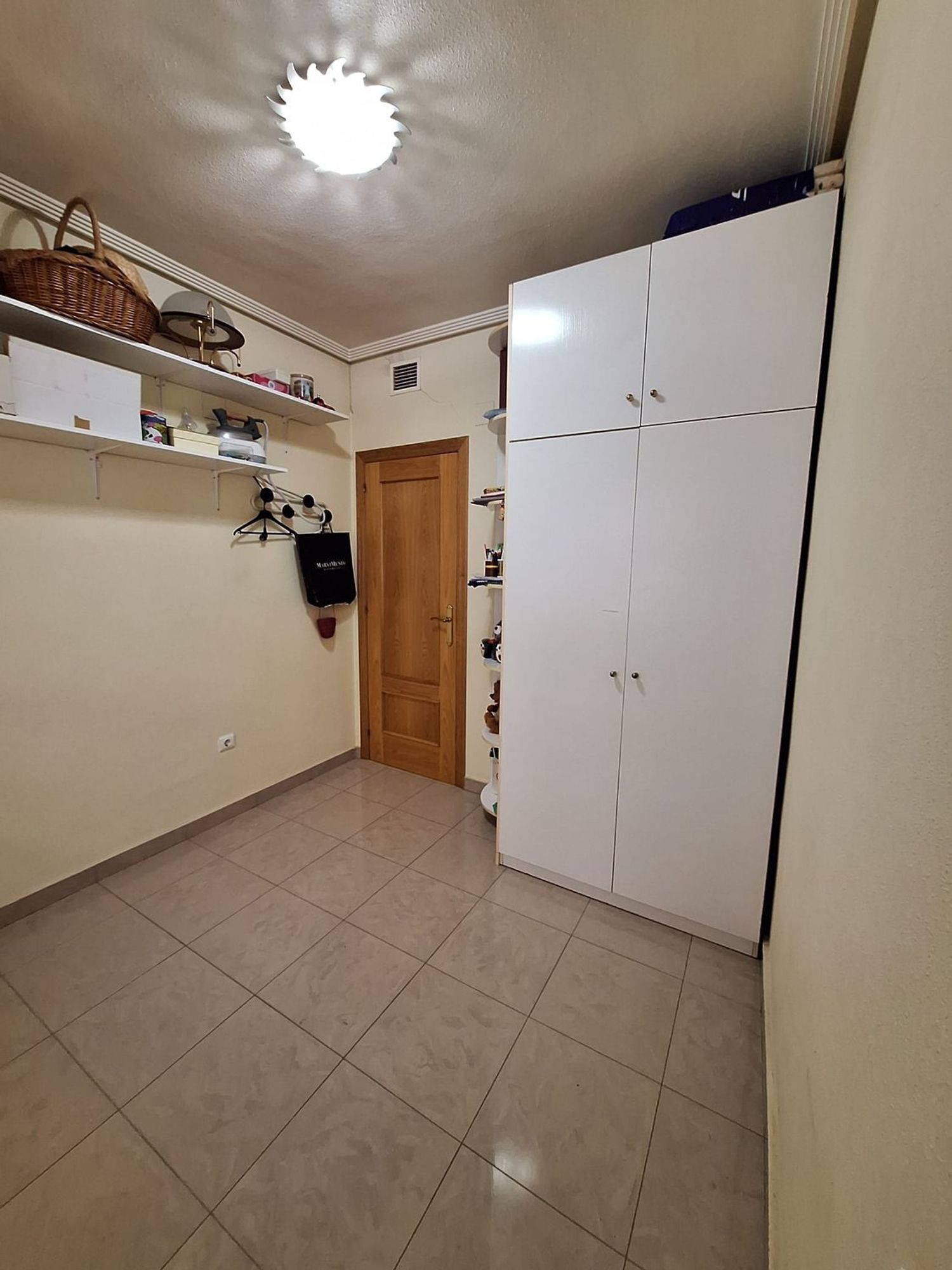 Chalet adosado en calle Cronista Carlos ValCarcel, 1 - Foto 8