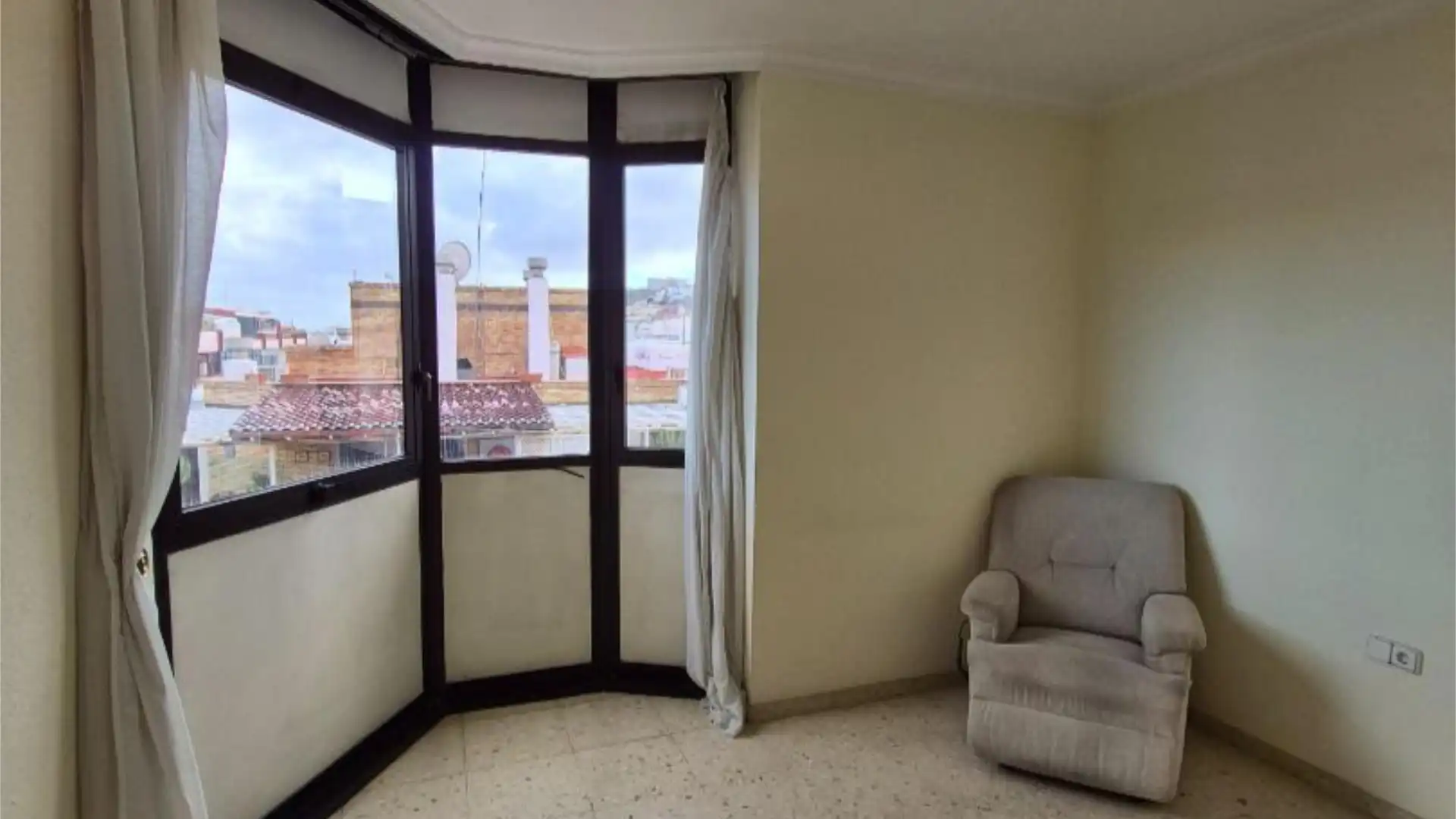 Piso en  Calle Ángel Guimerá 106 - Foto 13