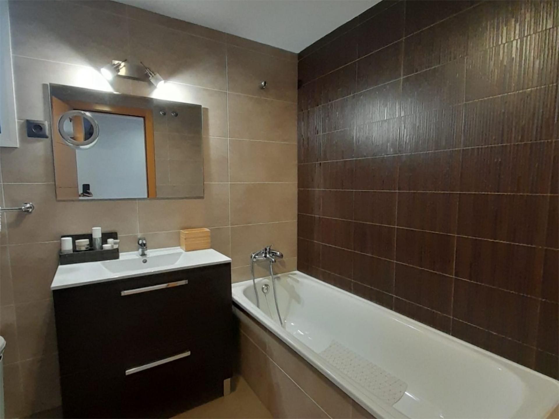 Piso en  Avenida Rocio Jurado 7 - Foto 22