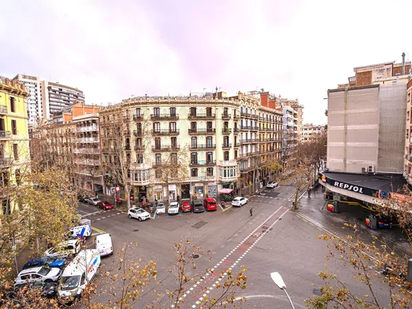 Piso en calle de Roger de Flor, 142 - Foto 4