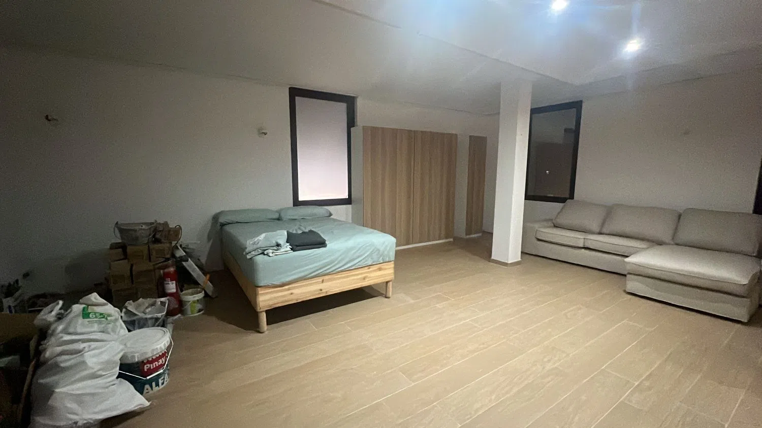 Estudio en avenida de Joan Miró, 11 - Foto 2