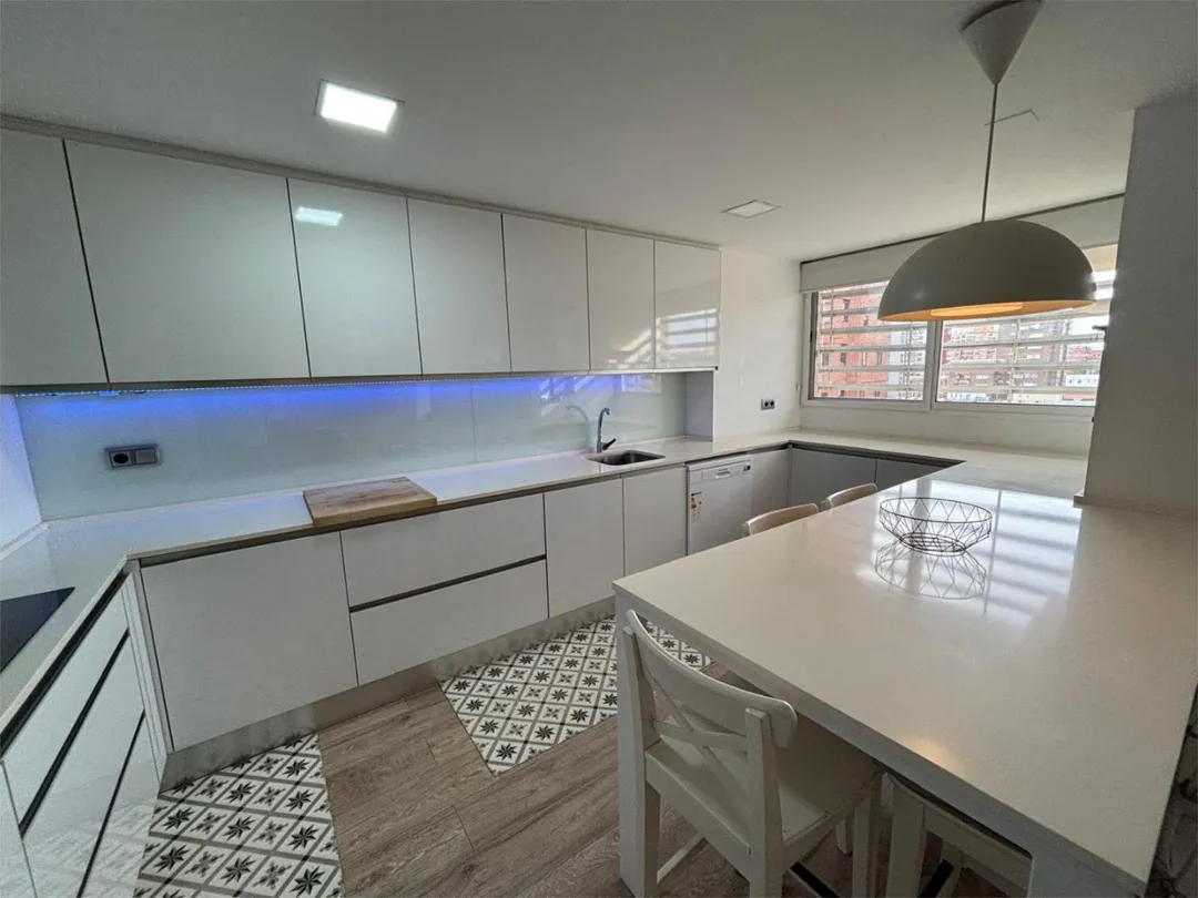 Piso en  Carrer de la Guàrdia Civil 22 - Foto 7