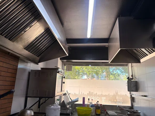 Bar, restaurante en traspaso en Centre - Foto 7