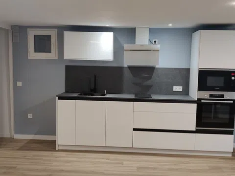 Piso en calle de la Escalinata, 8