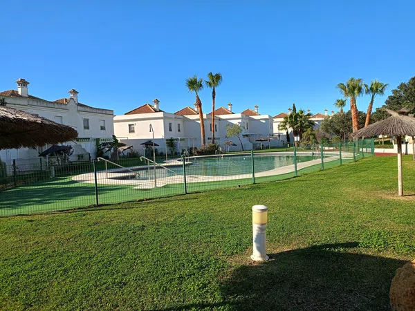 Chalet adosado en Calle Ponce de León, 1, Nuevo Portil, Nuevo Portil - Foto 8