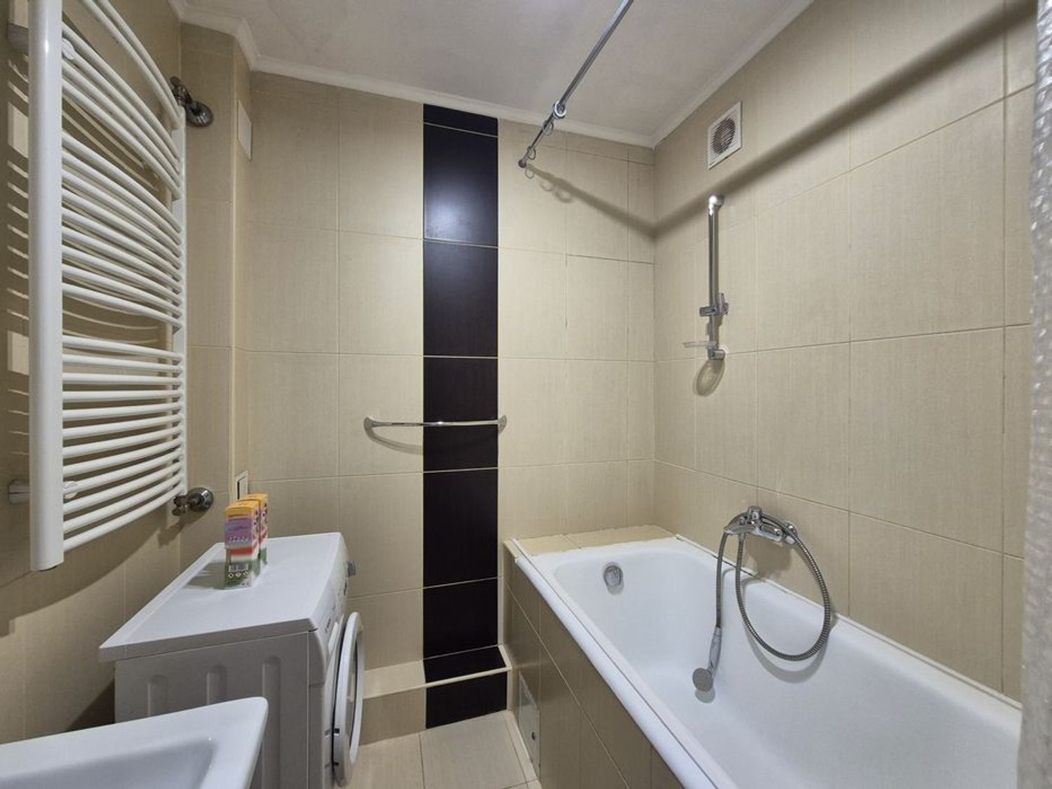 Piso en calle de Bac de Roda, 128 - Foto 5