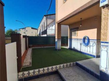 Casa adosada en Barrio salobrar - Foto 1