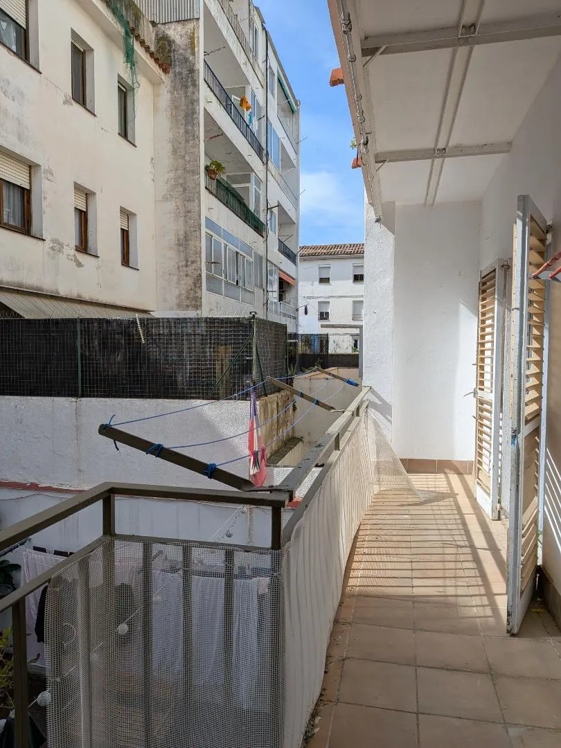 Piso en  Carrer de Pere Riudor 16 - Foto 1