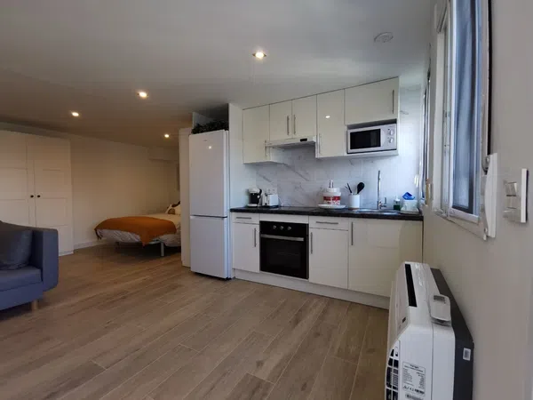 Estudio en paseo de la Sierra, 28 - Foto 2