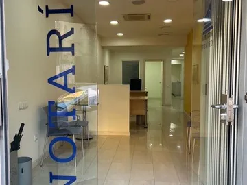 Local comercial en  Carrer d'Emili Juncadella 17 - Foto 1