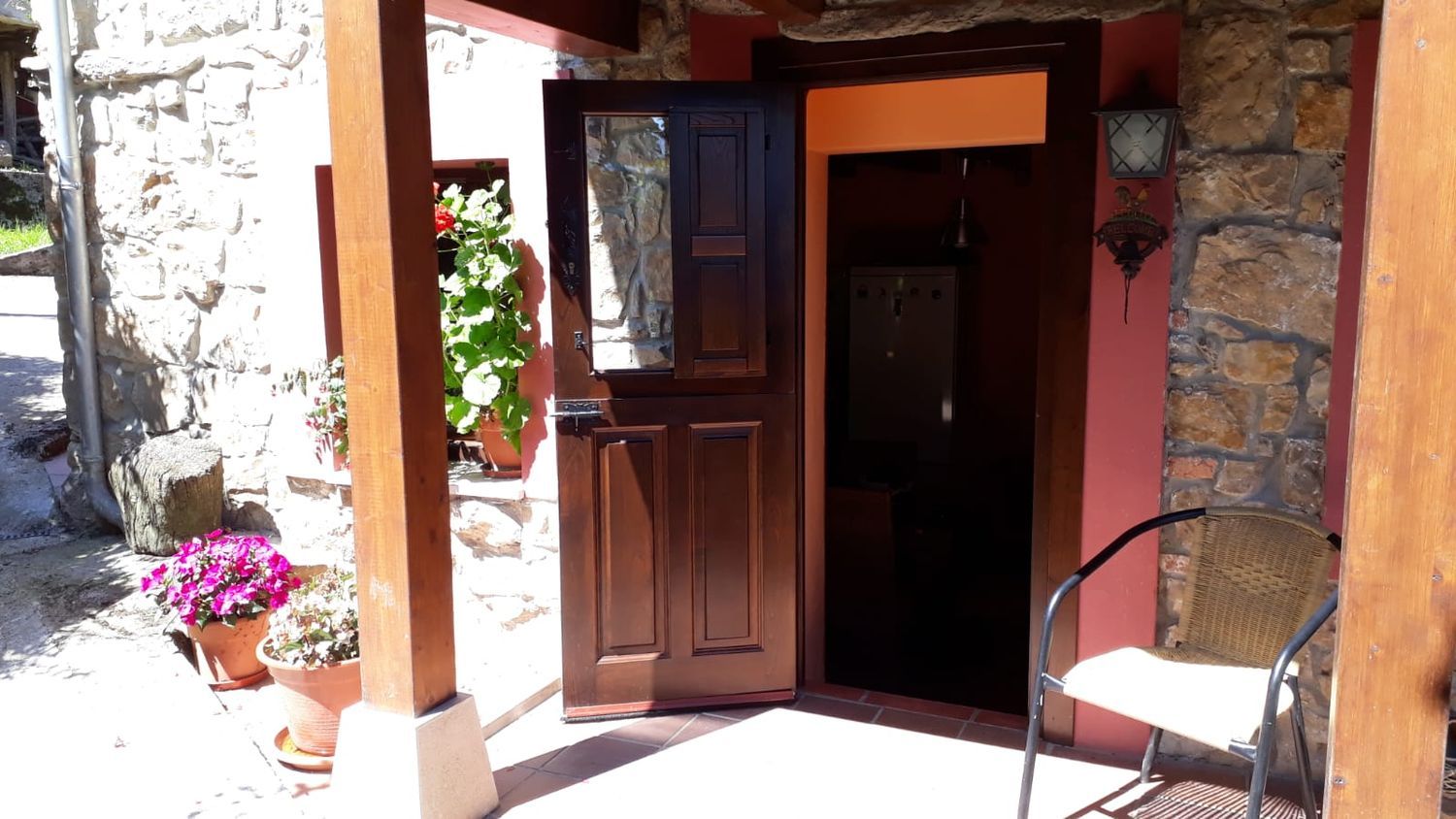 Casa rural en Carretera General Canzana s/n - Foto 2