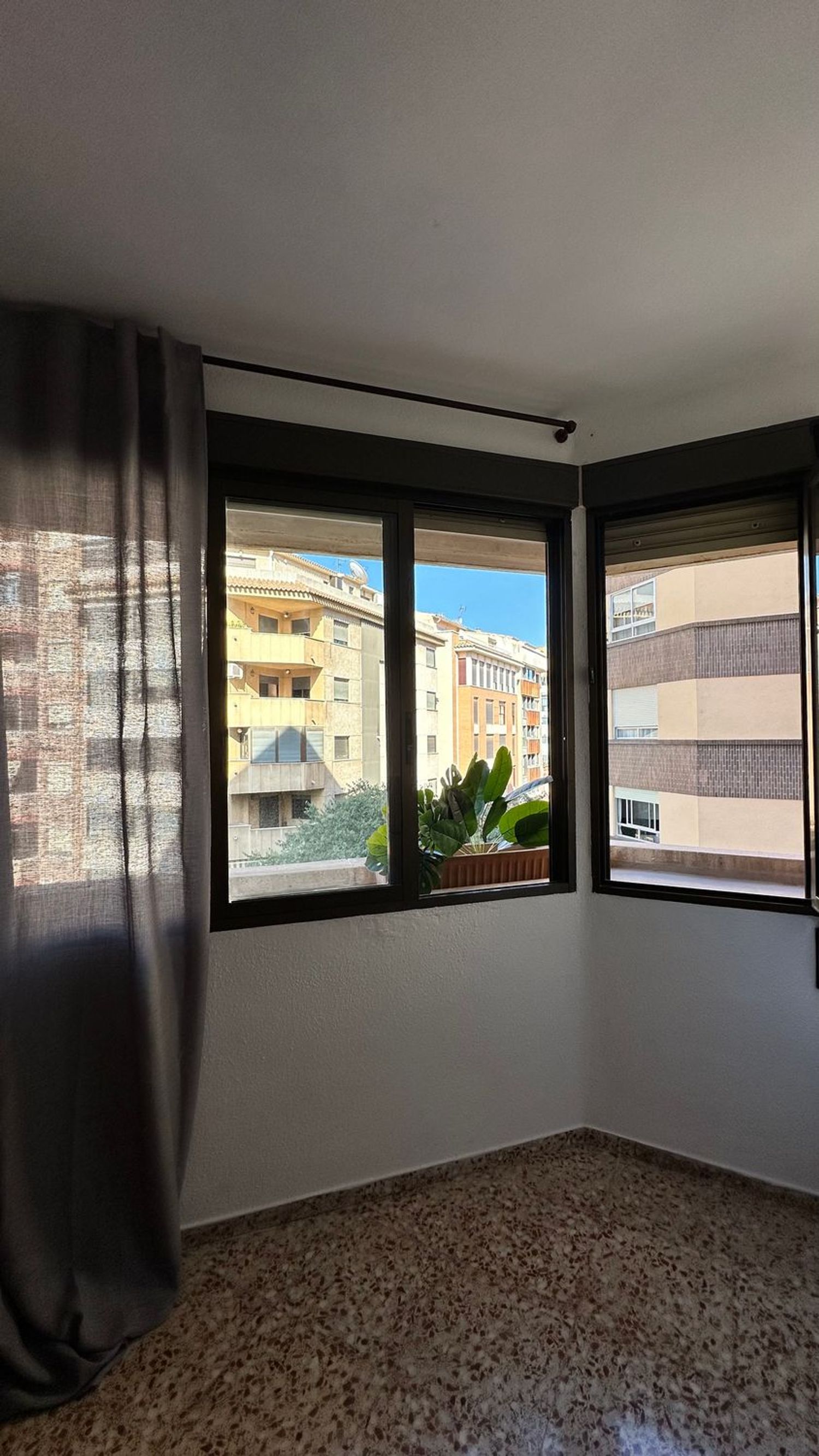 Piso en Calle de la Repùblica Argentina, 10, Zona Ensanche-Parque oeste - Foto 5