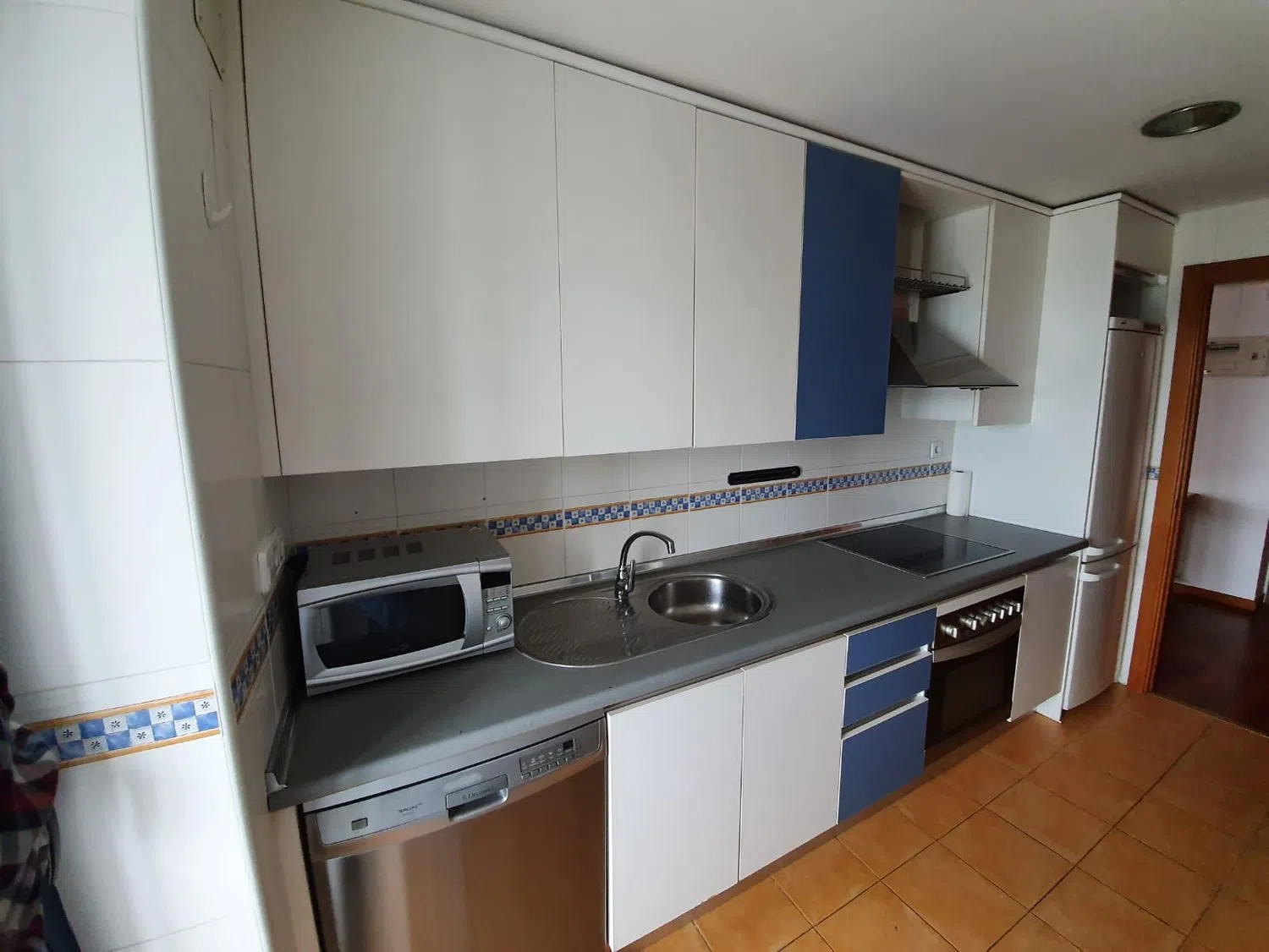 Piso en calle María Tudor, 12 - Foto 3