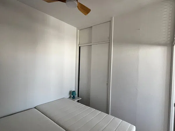 Piso en calle Nicolás Estévanez, 21