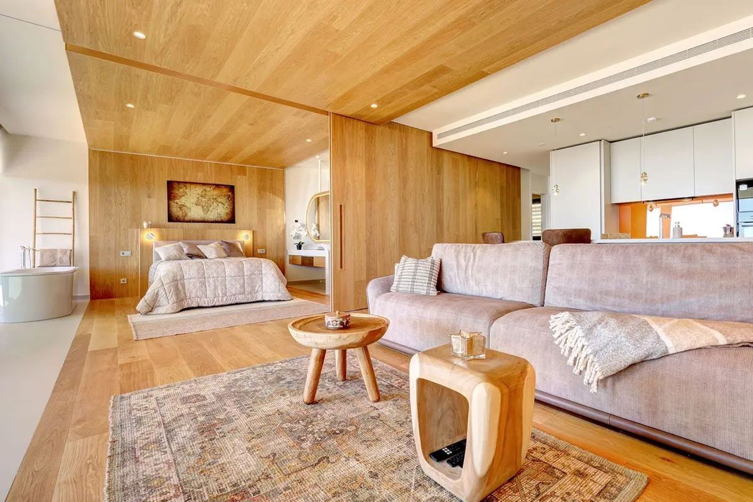 Piso en avenida 8 de Marzo s/n - Foto 2