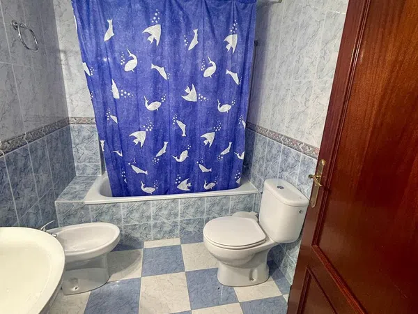 Chalet adosado en Urb. el capricho Barrio Alcolea - Foto 15