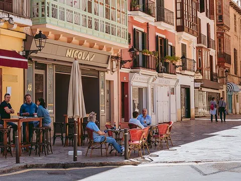 Estudio en calle dels Guixers, 1