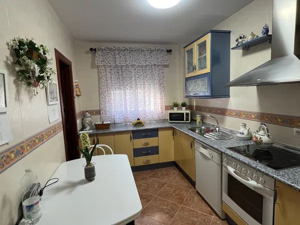 Chalet adosado en Avenida Miguel Hernández, 31 - Foto 5