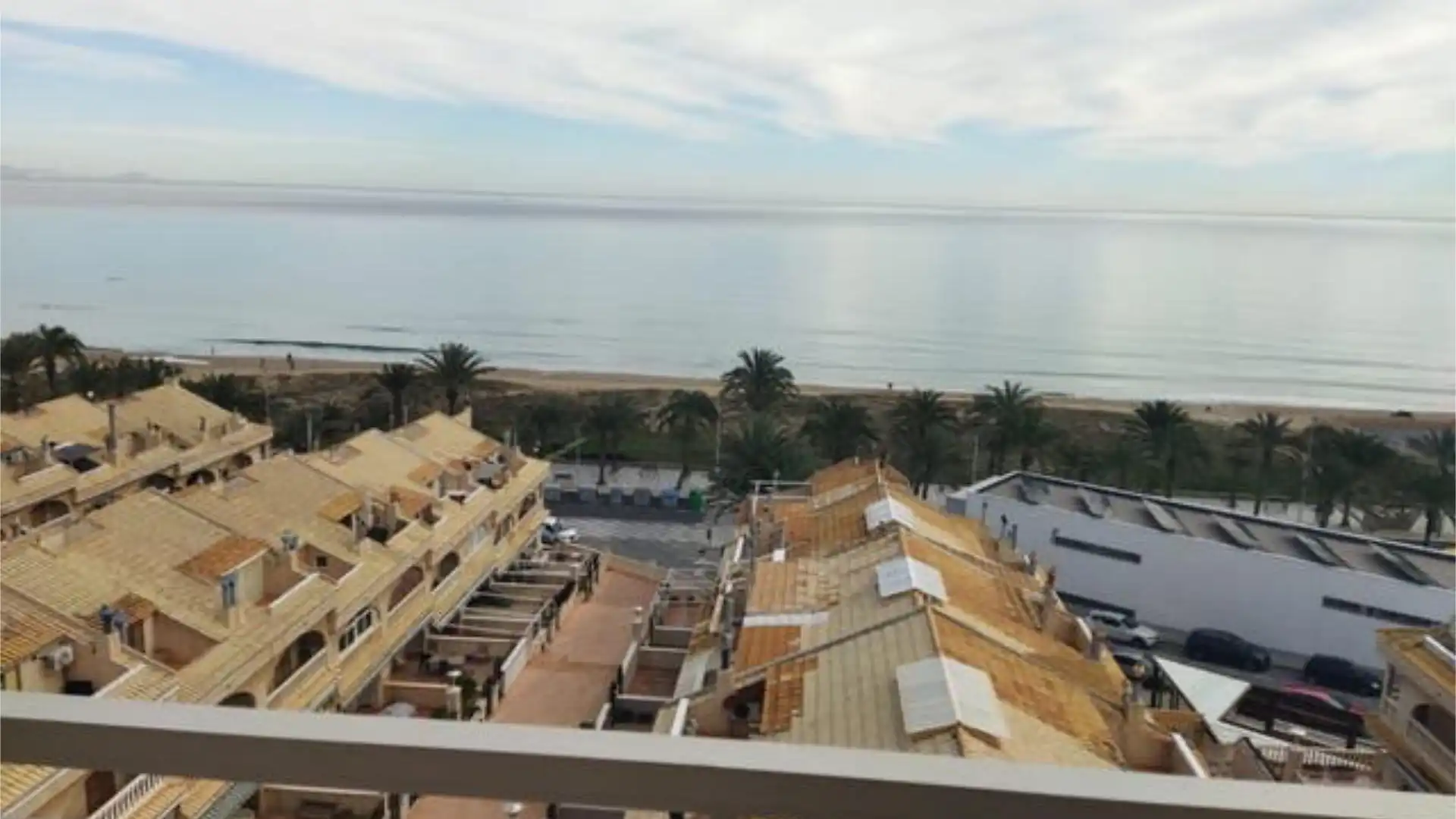 Ático en Primera linea de playa - Foto 8