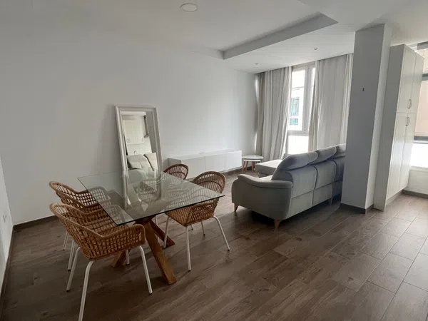 Piso en calle Los Arenales, 16