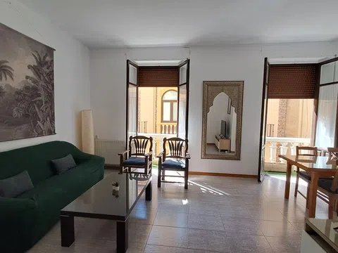 Piso en calle Azacayas, 3