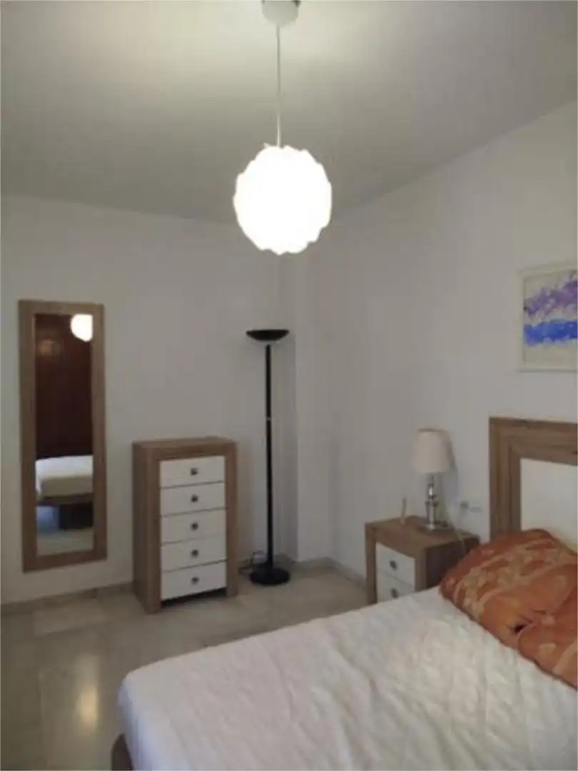 Piso en Medina Azahara - Foto 4