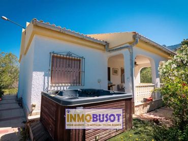 Chalet en  Carrer del Pal 1 - Foto 1