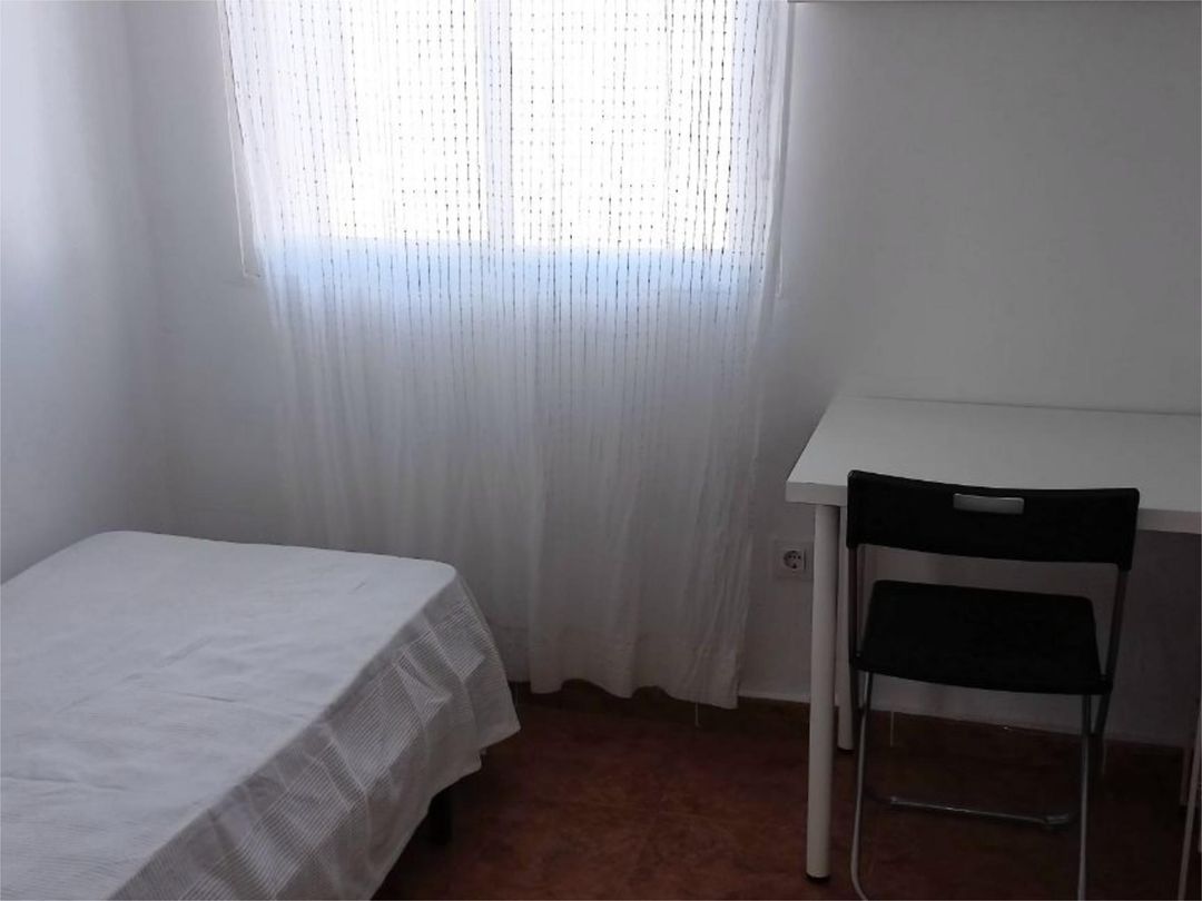 Piso en  Calle Calzada del Arroyo 6 - Foto 13