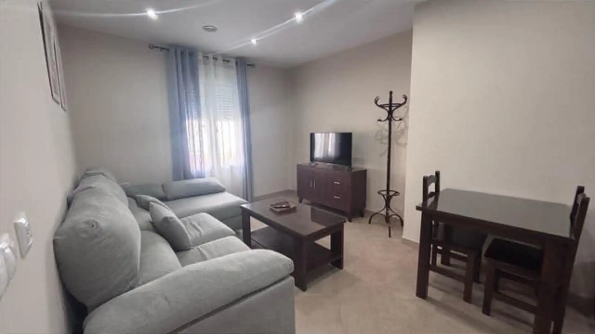 Apartamento en Calle Albeniz - Foto 4