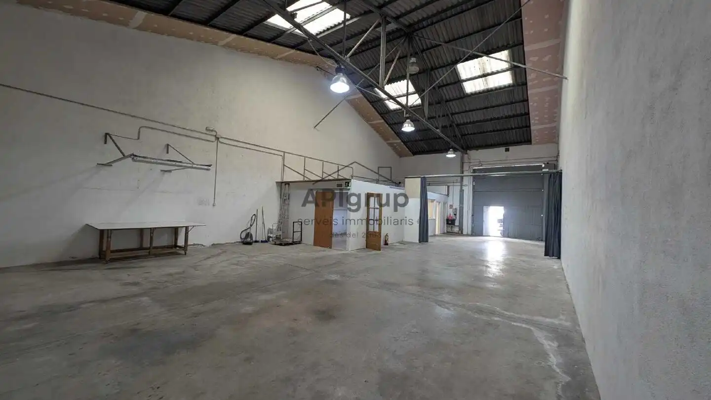 Nave Industrial en Sabadell - Foto 4