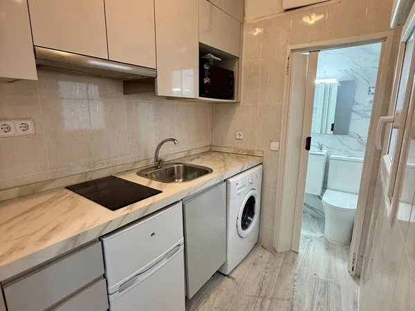 Estudio en Calle Esmeralda, 12, Moscardó - Foto 1