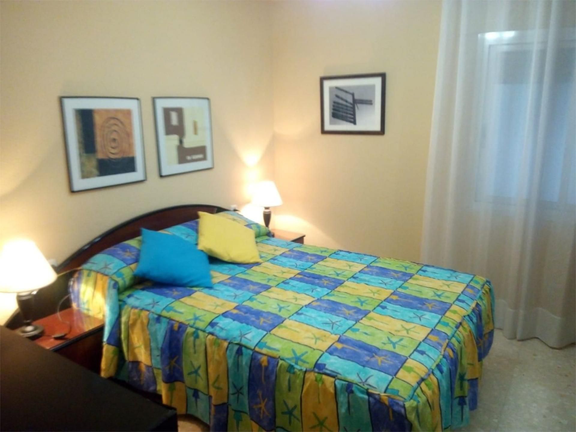 Piso en  Calle los Omeyas 3