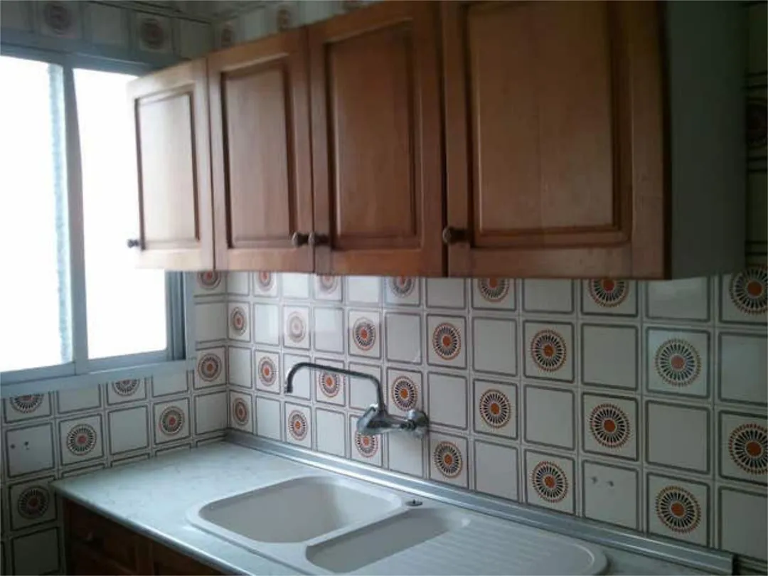 Piso en Capuchinos - Foto 3