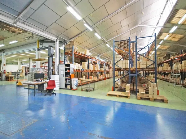 Nave en Calle Arquímedes - Foto 40