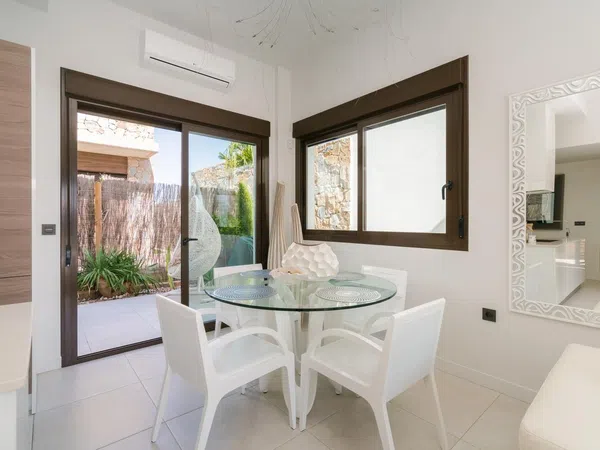 Casa o chalet independiente en Calle Cabo de la Nao, 20, Lomas de Cabo Roig - Foto 6