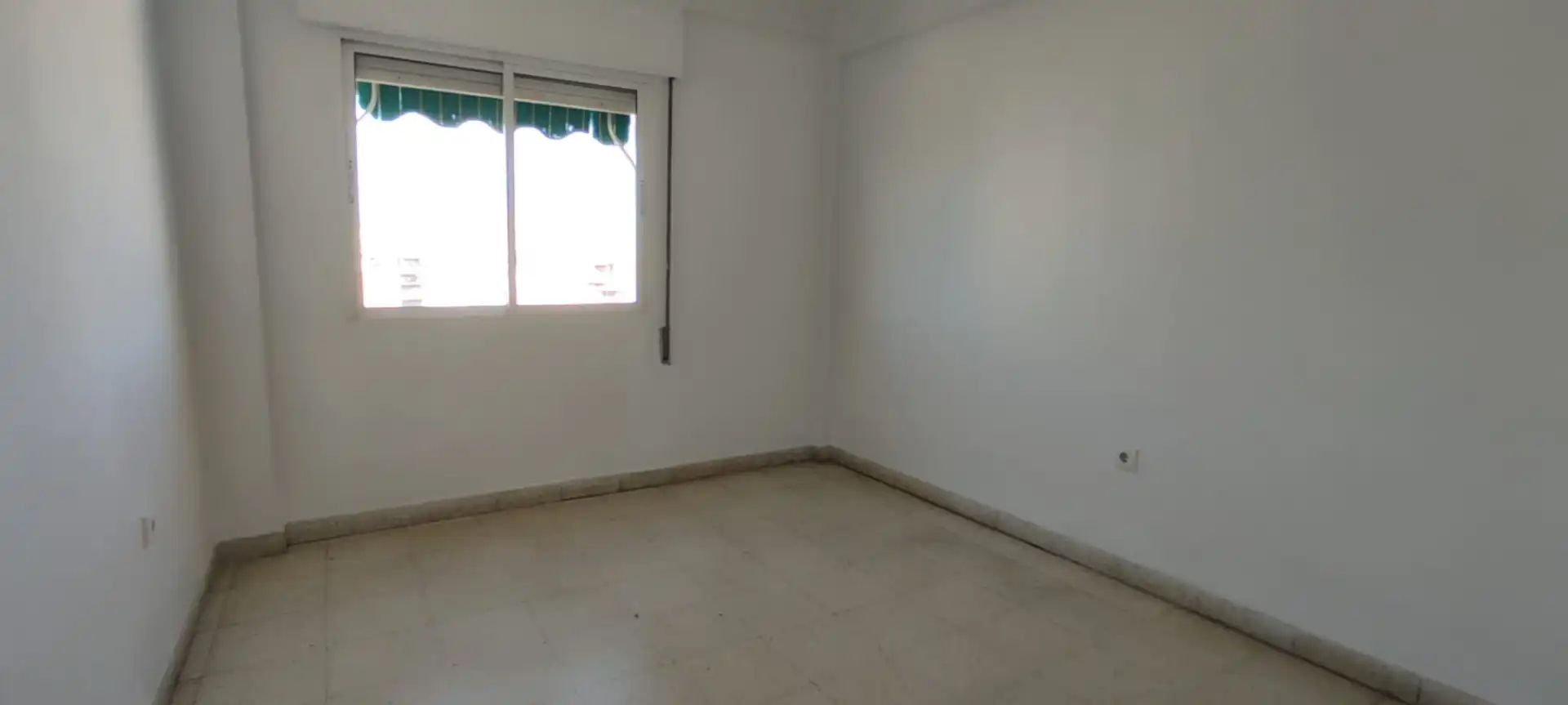 Piso en  Avenida del Comandante Benítez - Foto 25
