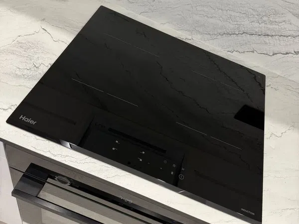 Piso en C. Reyes Católicos, 18 - Foto 1